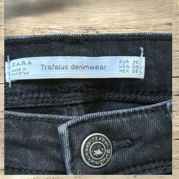 Zara Trafaluc Denimwear Black Distressed Stretch Skinny Jeans Size 4 - Picture 5 of 8